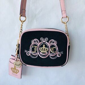Juicy Couture Lovers Club Cmera Bag Embroidered Logo Liquorice Black / Pink Dia